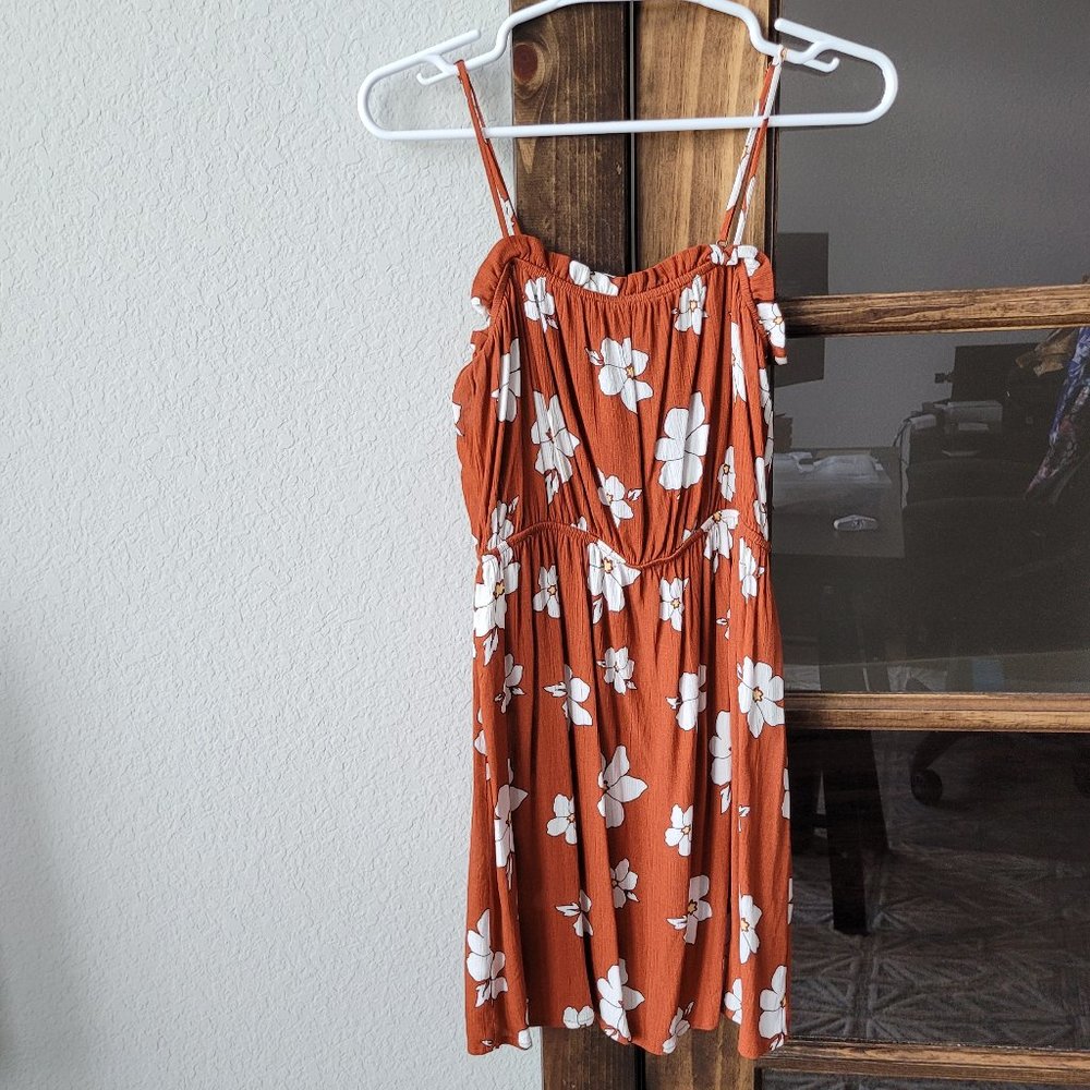 Forever 21 summer dress - Picture 2 of 7